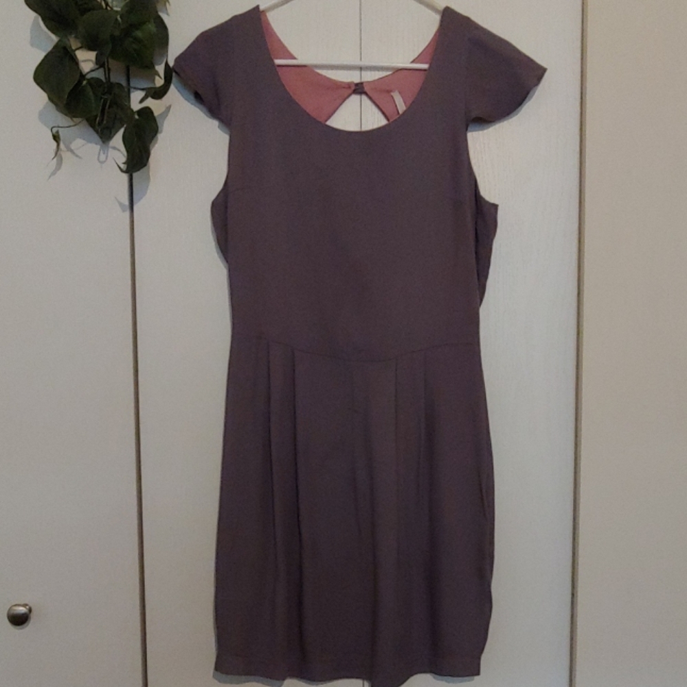 MODCLOTH "MY STORY" Grey Key-Hole Back Dress